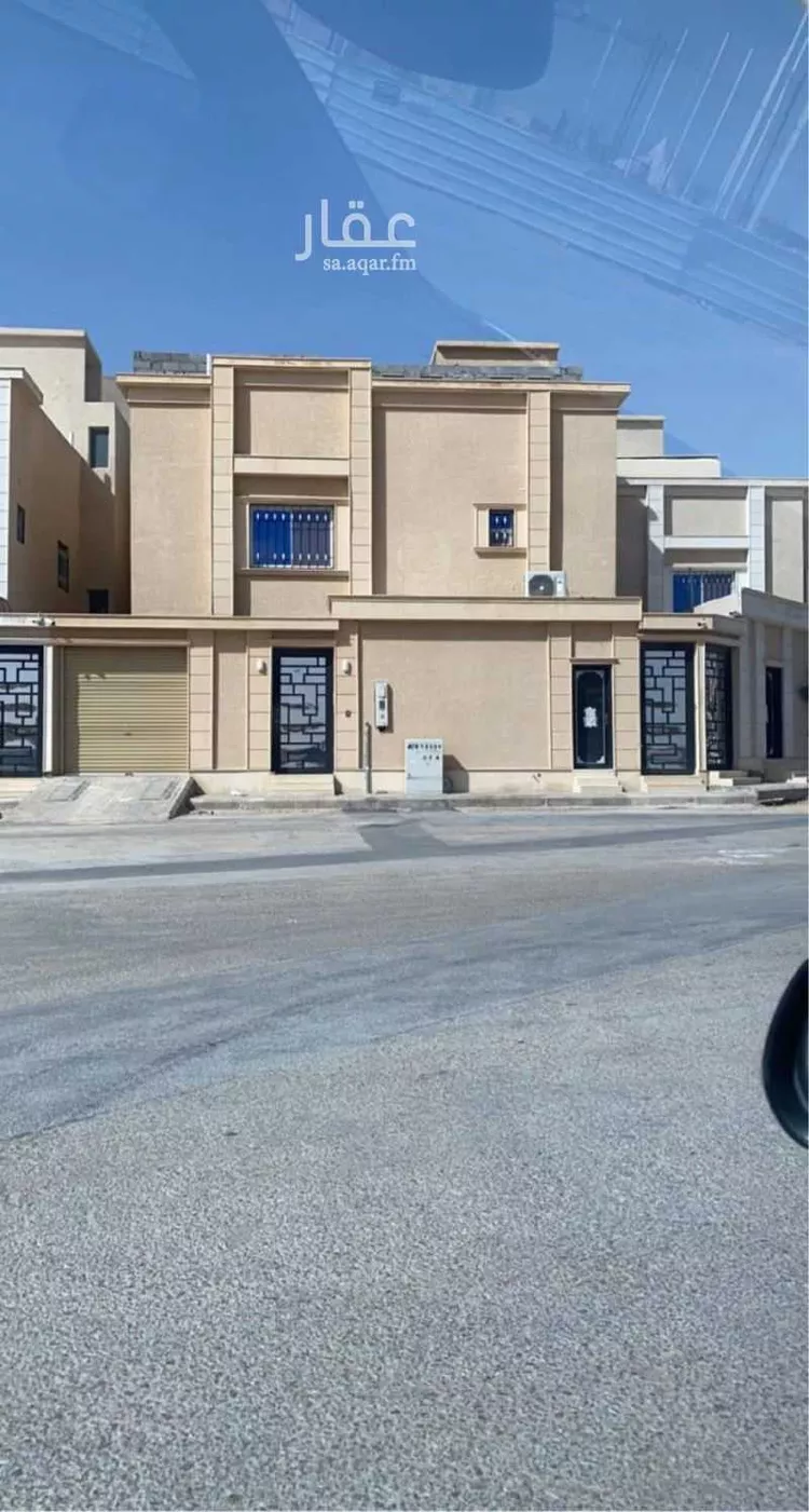 فيلا للبيع في شارع عبيدالله بن سهيل الأنصاري, حي العوالي, مدينة الرياض, منطقة الرياض