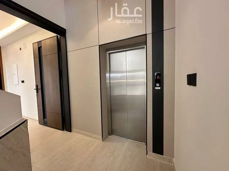 دور للبيع في شارع محمد المعافري, حي العارض, مدينة الرياض, منطقة الرياض صورة 3