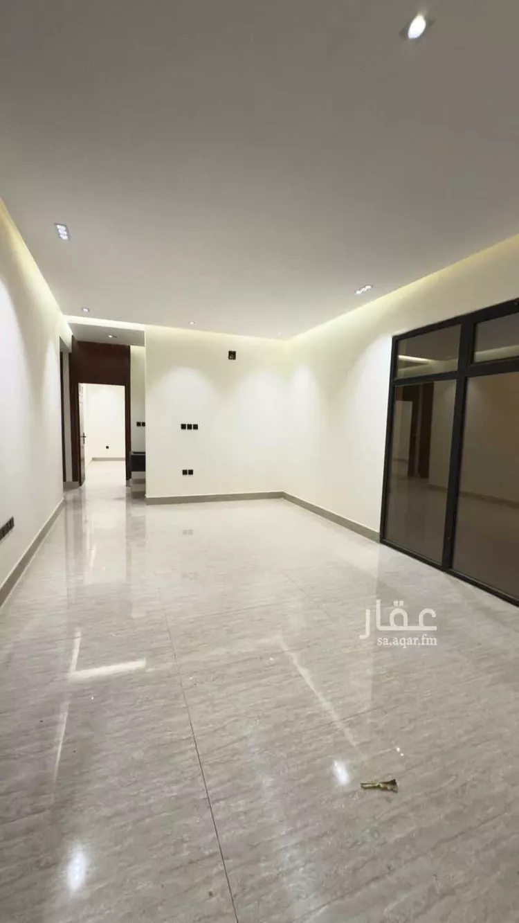 دور للبيع في شارع حسان بن قيس, حي بدر, مدينة الرياض, منطقة الرياض صورة 5