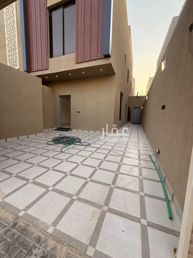 دور للبيع في شارع الفل, حي عكاظ, مدينة الرياض, منطقة الرياض 6