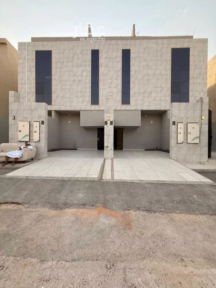 Floor for Sale in Riyadh Okaz