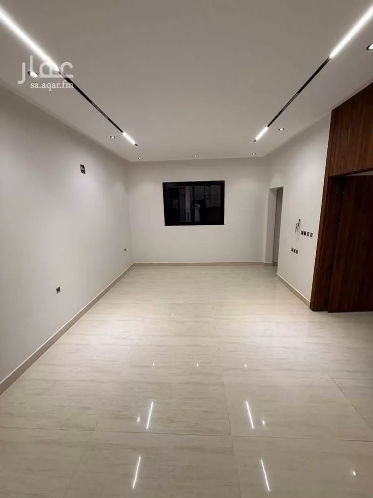 فيلا للبيع في شارع النمور, حي عكاظ, مدينة الرياض, منطقة الرياض صورة 4