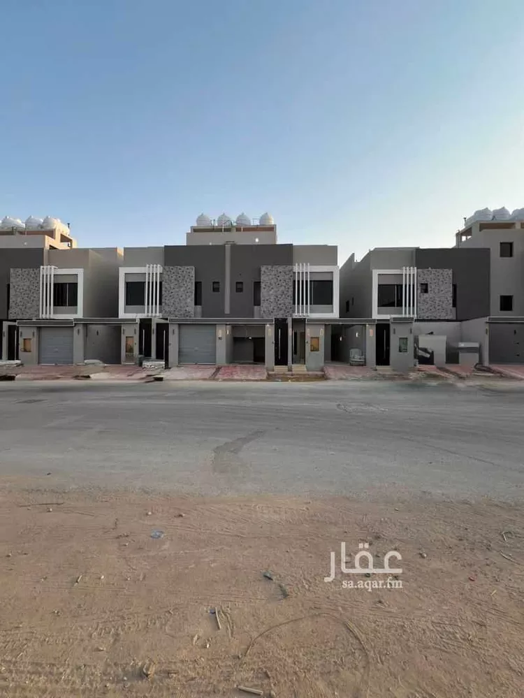 دور للبيع في شارع الظهيران, حي بدر, مدينة الرياض, منطقة الرياض