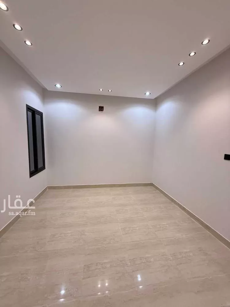 دور للبيع في شارع ابن صديق, حي طيبة, مدينة الرياض, منطقة الرياض 8