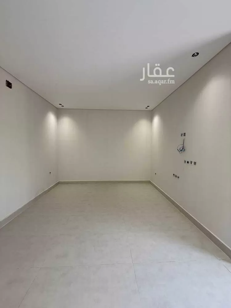 دور للبيع في شارع وادي ارثد, حي عكاظ, مدينة الرياض, منطقة الرياض صورة 2