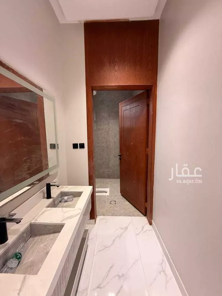 دور للبيع في شارع القاسم الديمرتي, حي بدر, مدينة الرياض, منطقة الرياض 7