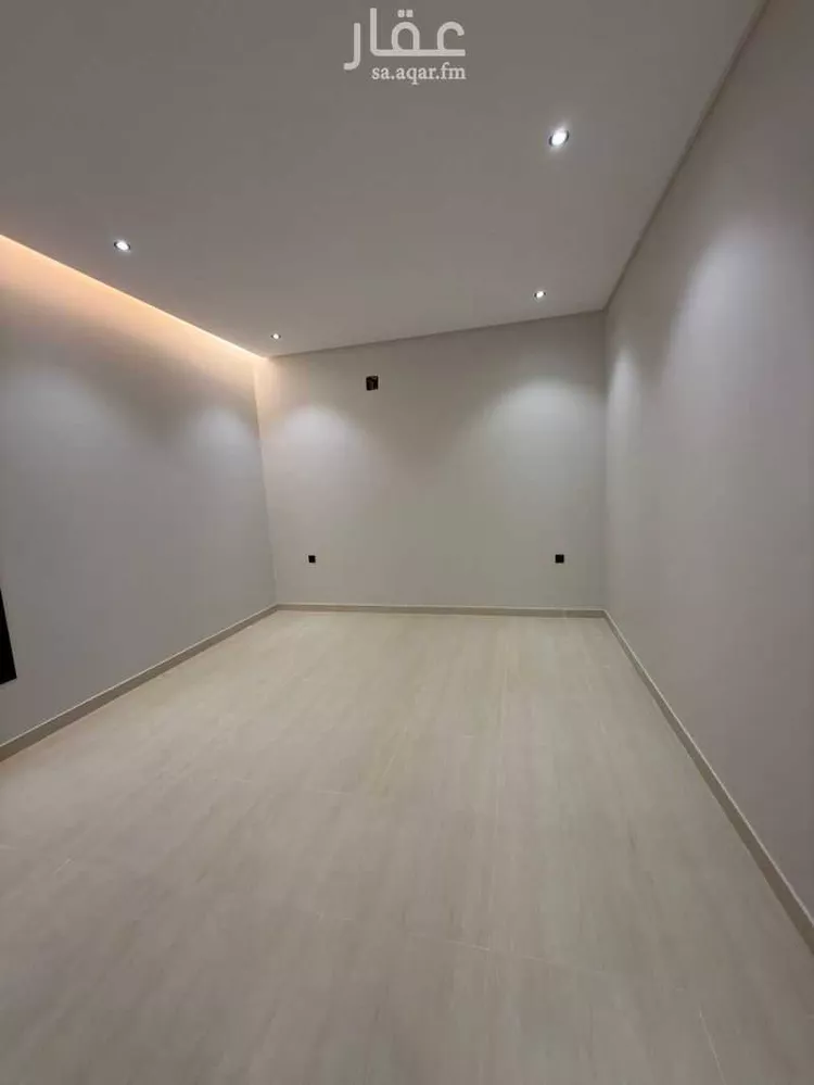 Floor for Sale in Riyadh Badr 6