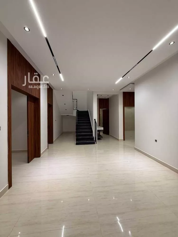 فيلا للبيع في شارع النمور, حي عكاظ, مدينة الرياض, منطقة الرياض 8