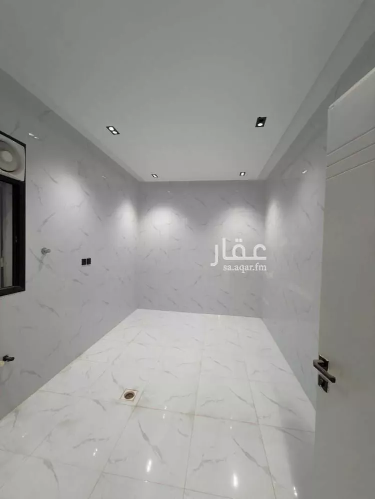 فيلا للبيع في شارع شعب بران, حي طيبة, مدينة الرياض, منطقة الرياض صورة 3