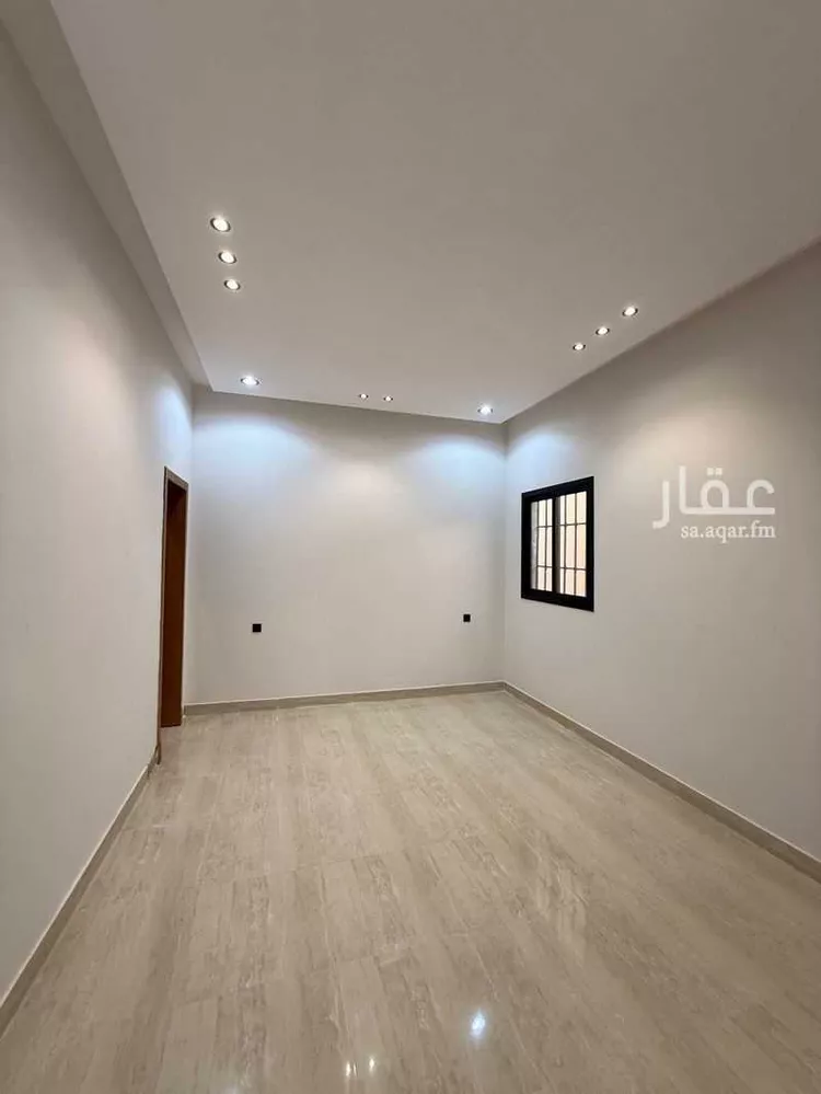 دور للبيع في شارع المحرق, حي طيبة, مدينة الرياض, منطقة الرياض 7