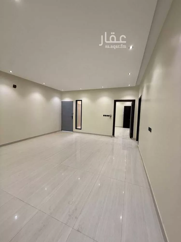 دور للبيع في شارع الفل, حي عكاظ, مدينة الرياض, منطقة الرياض 8