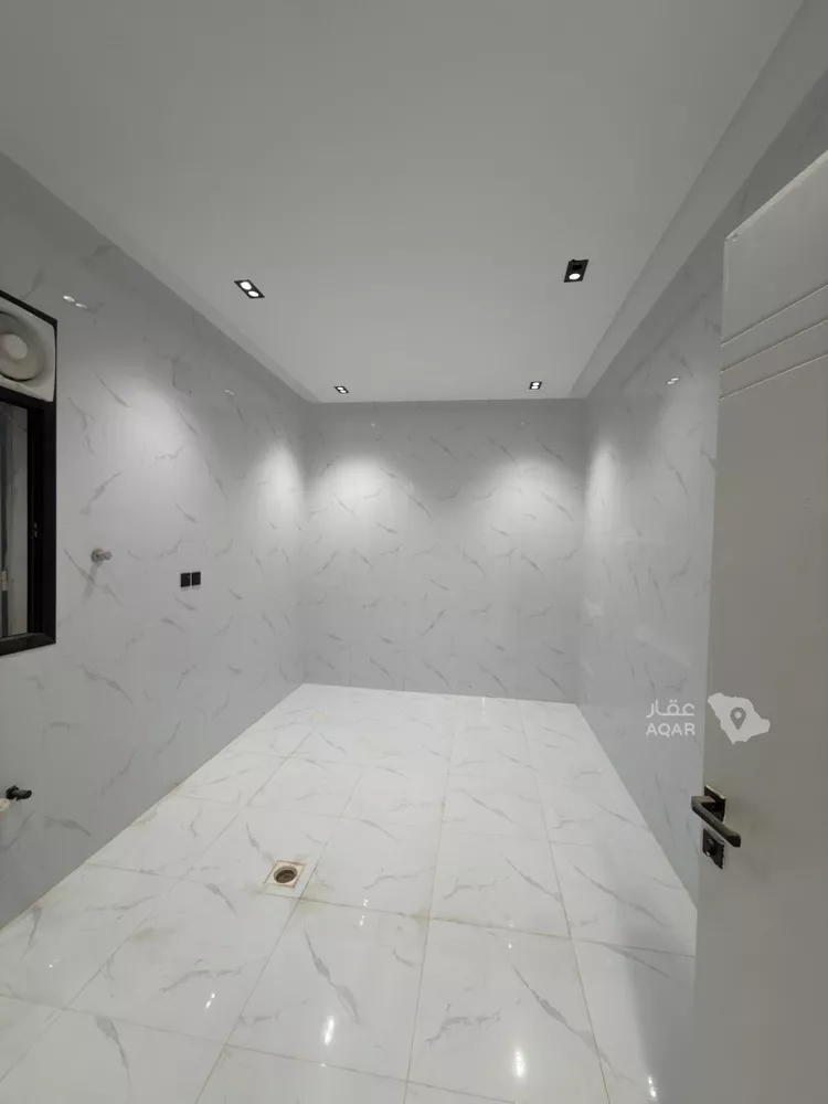 Floor for Sale in Riyadh Taiba 8