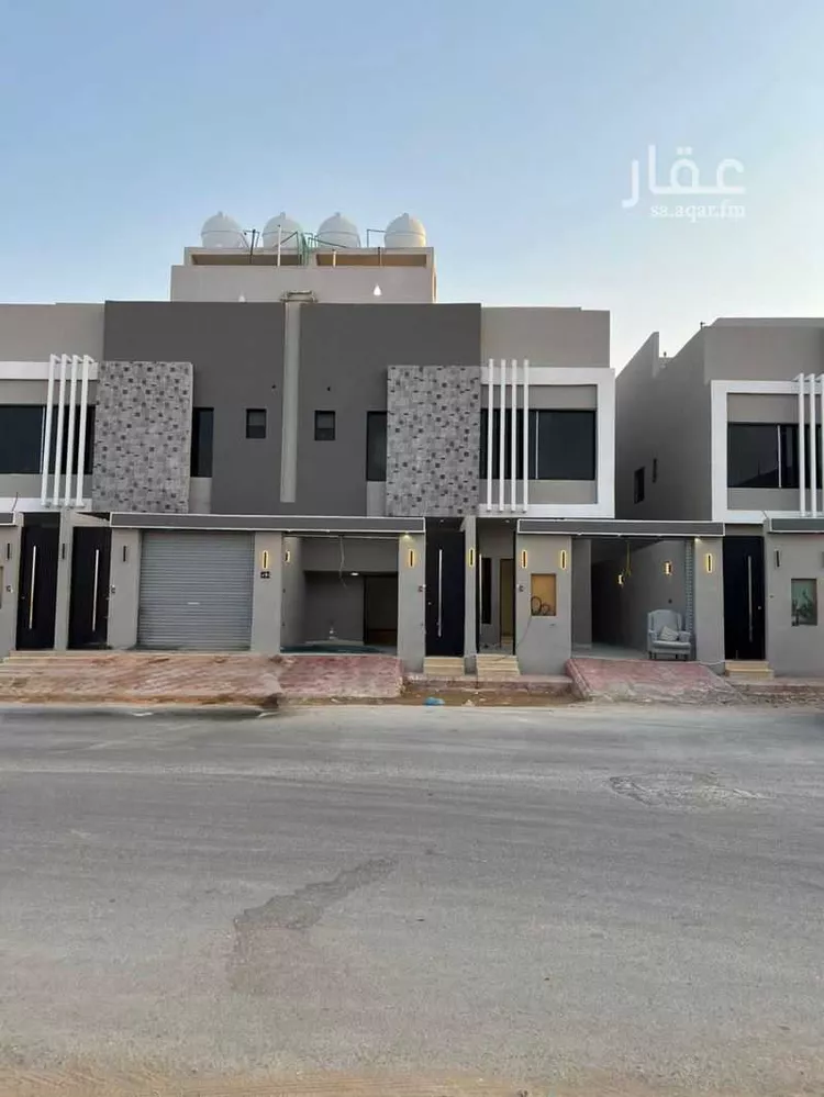 دور للبيع في شارع الظهيران, حي بدر, مدينة الرياض, منطقة الرياض صورة 2