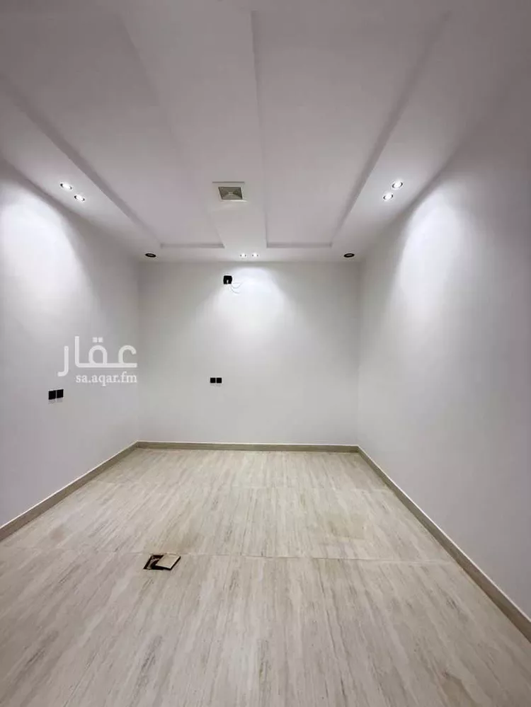 دور للبيع في شارع الامام مسلم الفرعي, حي بدر, مدينة الرياض, منطقة الرياض 8