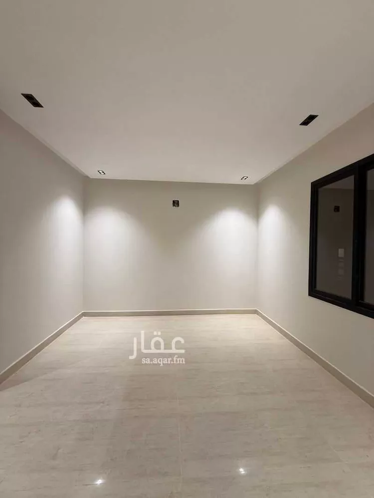 دور للبيع في شارع المحرق, حي طيبة, مدينة الرياض, منطقة الرياض 8
