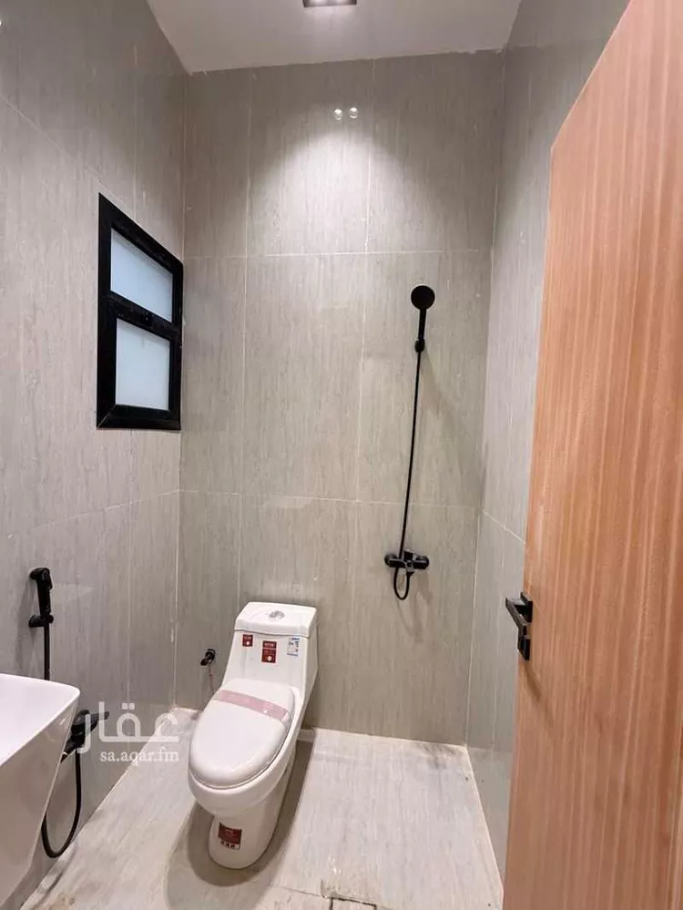 فيلا للبيع في شارع ضيفان, حي طيبة, مدينة الرياض, منطقة الرياض 10
