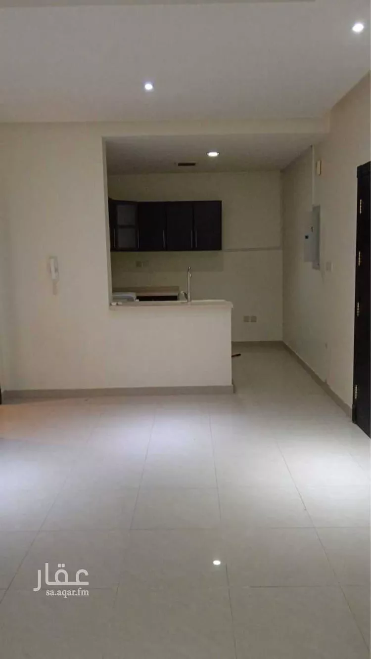 شقة للإيجار في شارع الخرمه, حي الورود, مدينة الرياض, منطقة الرياض صورة 3