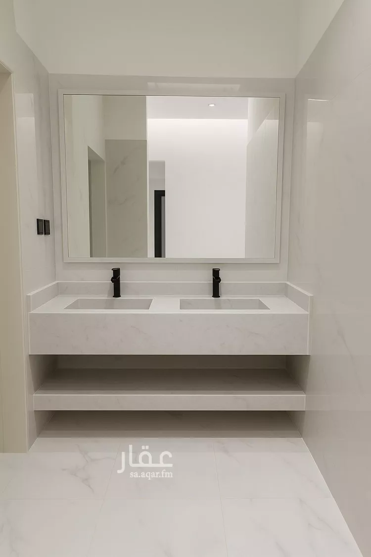 دور للبيع في شارع رقم 154, حي الجنادرية, مدينة الرياض, منطقة الرياض صورة 2