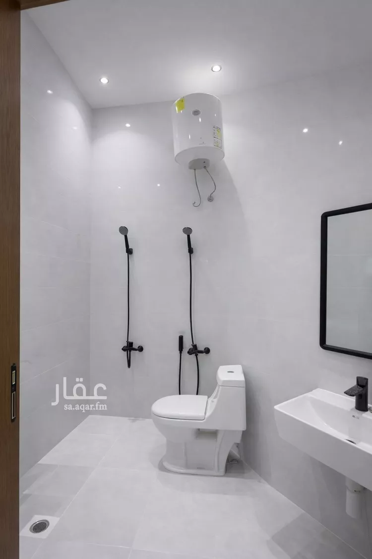 فيلا للبيع في شارع البرود, حي طيبة, مدينة الرياض, منطقة الرياض 11