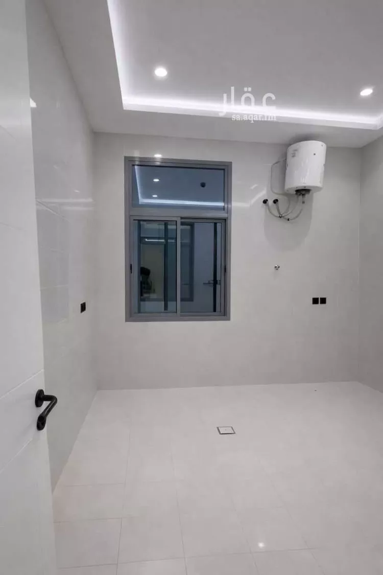 دور للبيع في شارع رقم 184, حي الجنادرية, مدينة الرياض, منطقة الرياض صورة 3