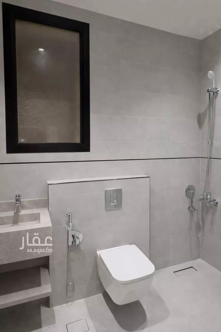 دور للبيع في شارع السفانية, حي المعيزيلة, مدينة الرياض, منطقة الرياض 15