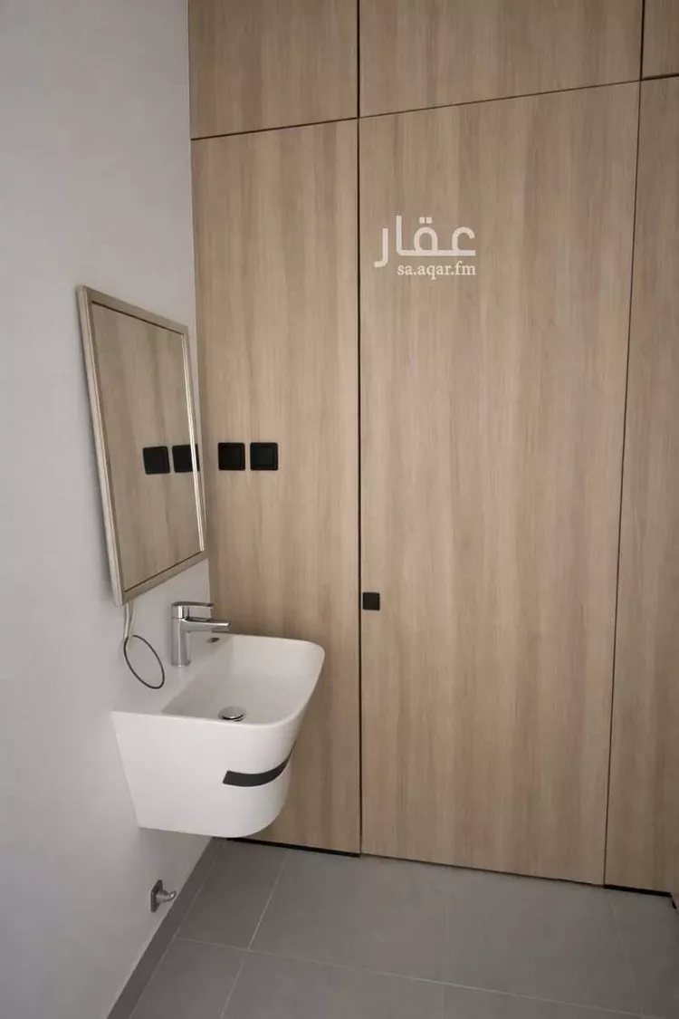 Floor for Sale in Riyadh Al Janadriyah صورة 5