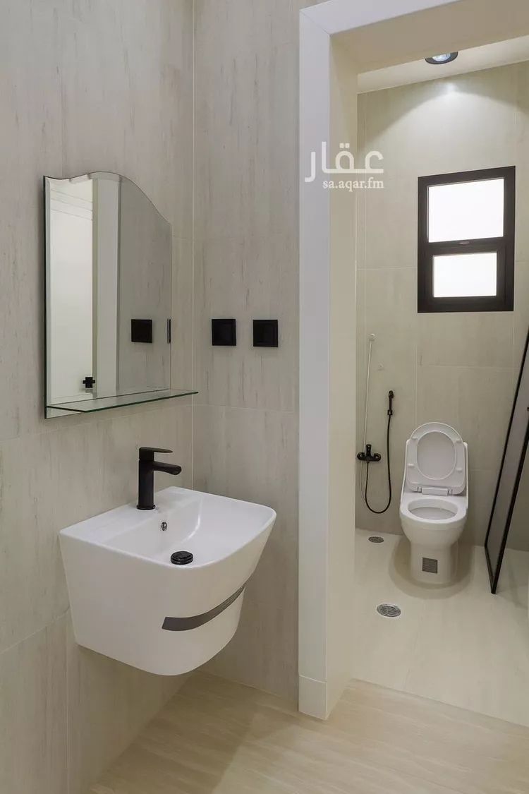 دور للبيع في شارع طريق خريص, حي الجنادرية, مدينة الرياض, منطقة الرياض صورة 5