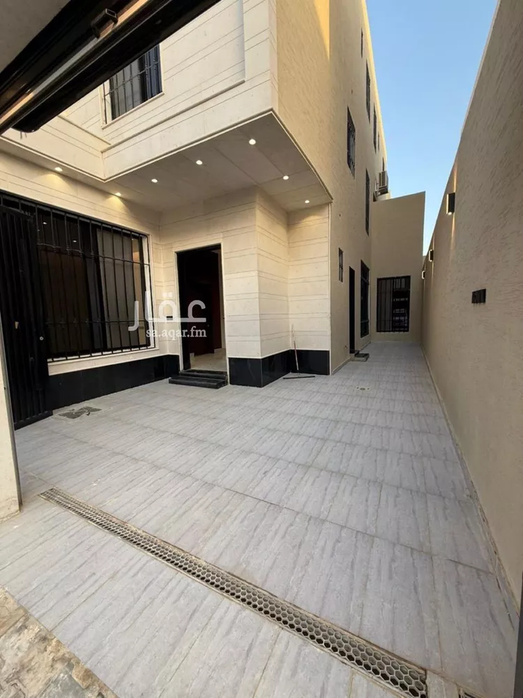 دور للبيع في شارع رقم 15, حي الندوة, مدينة الرياض, منطقة الرياض صورة 2
