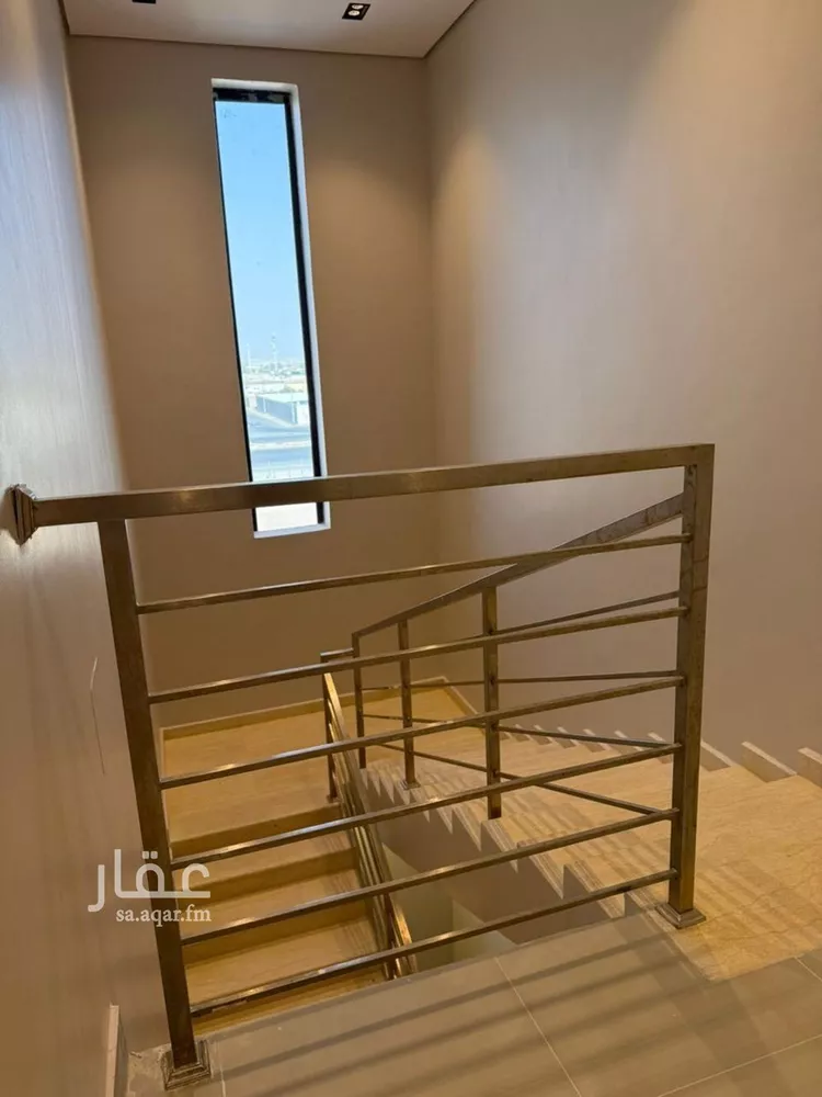 فيلا للبيع في شارع عبدالرحمن بن مرشد, حي الرمال, مدينة الرياض, منطقة الرياض 11