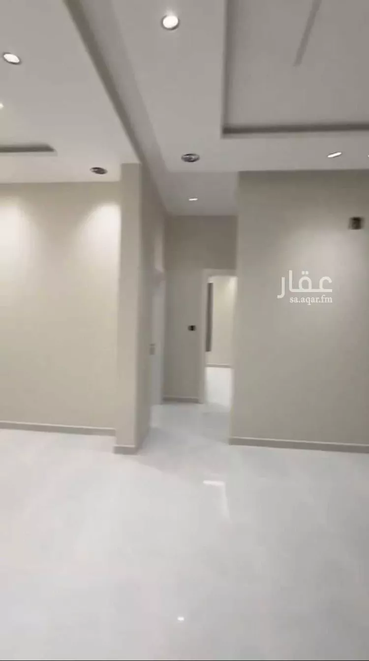 Floor for Sale in Riyadh Al Janadriyah