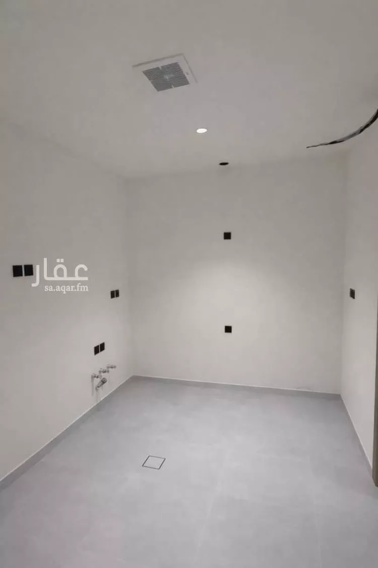 دور للبيع في شارع المجدل, حي المعيزيلة, مدينة الرياض, منطقة الرياض 10