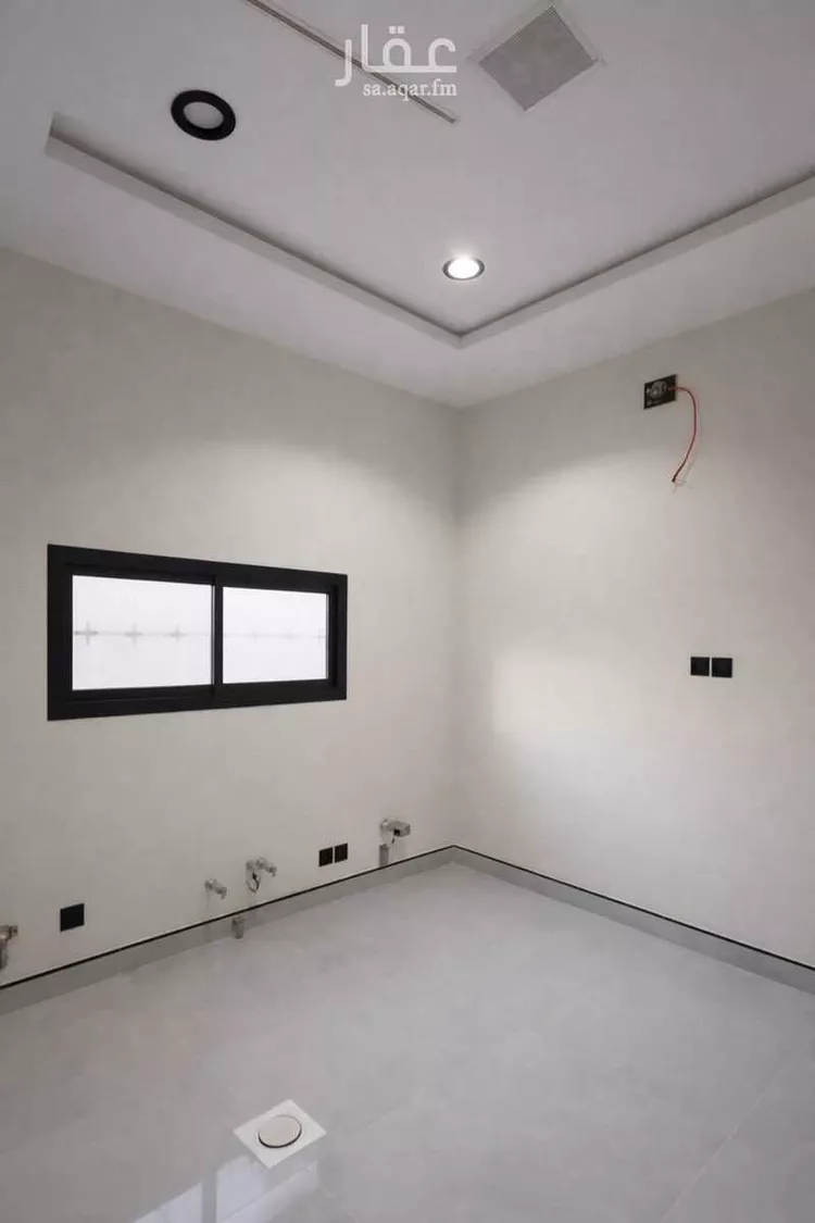 Floor for Sale in Riyadh Al Janadriyah صورة 4