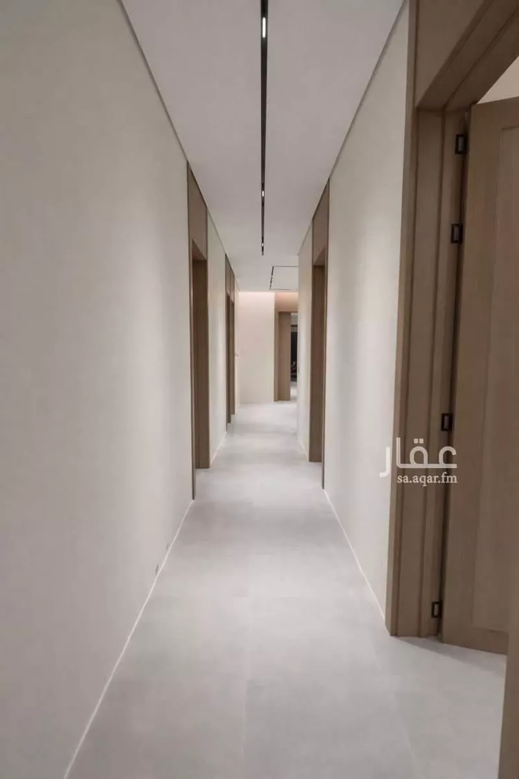 Floor for Sale in Riyadh Al Maizilah 6