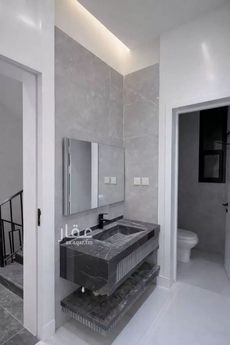 Floor for Sale in Riyadh Al Janadriyah صورة 5