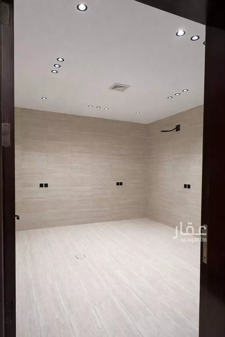 دور للبيع في شارع المحدار, حي المعيزيلة, مدينة الرياض, منطقة الرياض 6