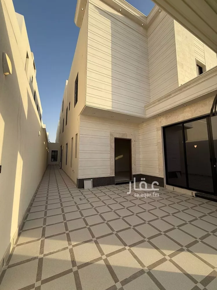 دور للبيع في شارع الصبح الأسفل, حي الجنادرية, مدينة الرياض, منطقة الرياض صورة 4