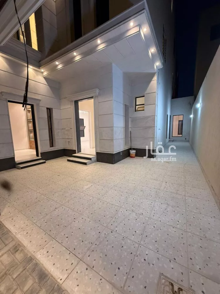 دور للبيع في شارع رقم 170, حي الجنادرية, مدينة الرياض, منطقة الرياض صورة 3