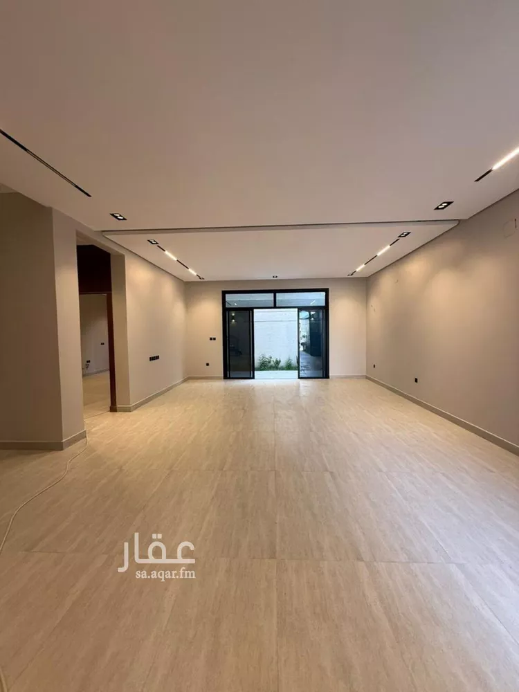 فيلا للبيع في شارع عبدالرحمن بن مرشد, حي الرمال, مدينة الرياض, منطقة الرياض 9