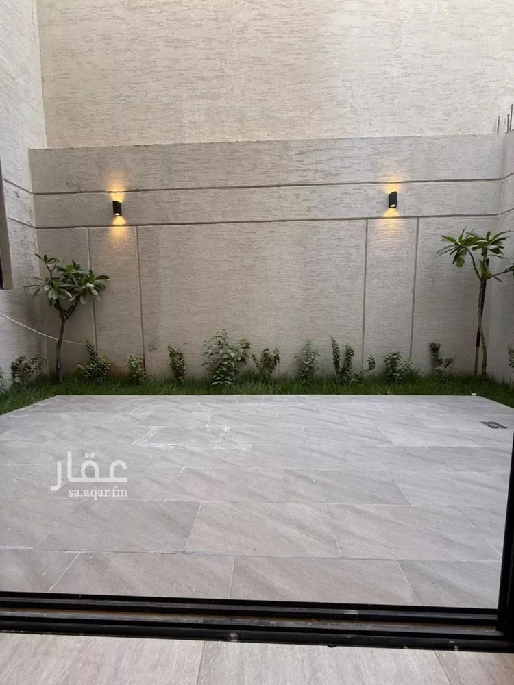 فيلا للبيع في شارع عبدالرحمن بن مرشد, حي الرمال, مدينة الرياض, منطقة الرياض 14