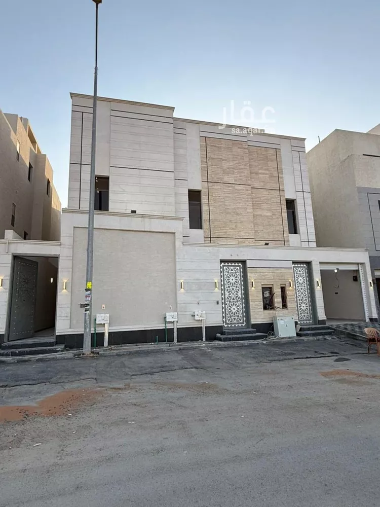 دور للبيع في شارع رقم 139, حي الجنادرية, مدينة الرياض, منطقة الرياض صورة 5