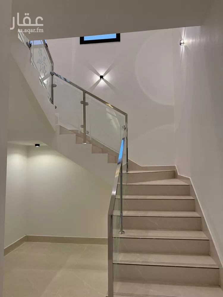 فيلا للبيع في شارع الضياء, حي الجنادرية, مدينة الرياض, منطقة الرياض صورة 2