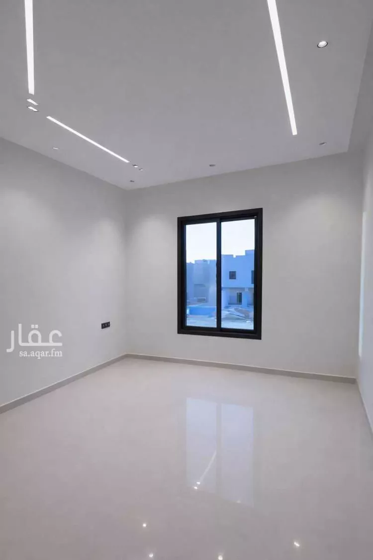 Floor for Sale in Riyadh Al Janadriyah 10