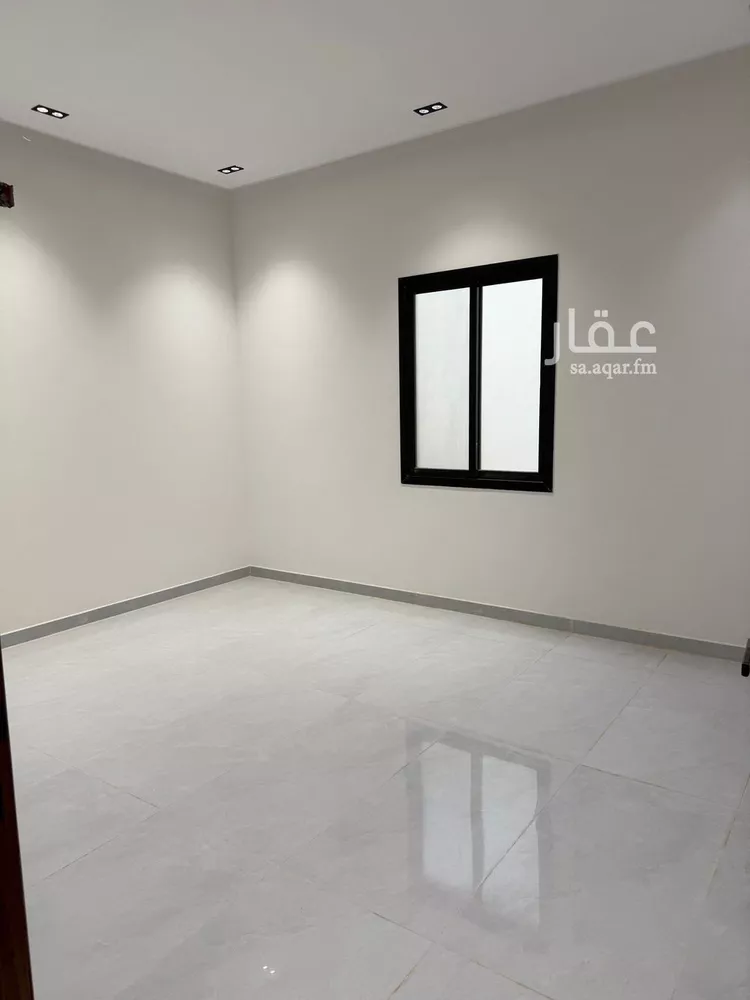 دور للبيع في شارع الغميرية, حي الرمال, مدينة الرياض, منطقة الرياض صورة 4