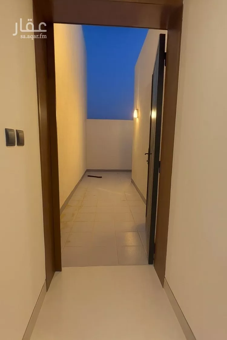 دور للبيع في شارع رقم 141, حي الجنادرية, مدينة الرياض, منطقة الرياض صورة 4