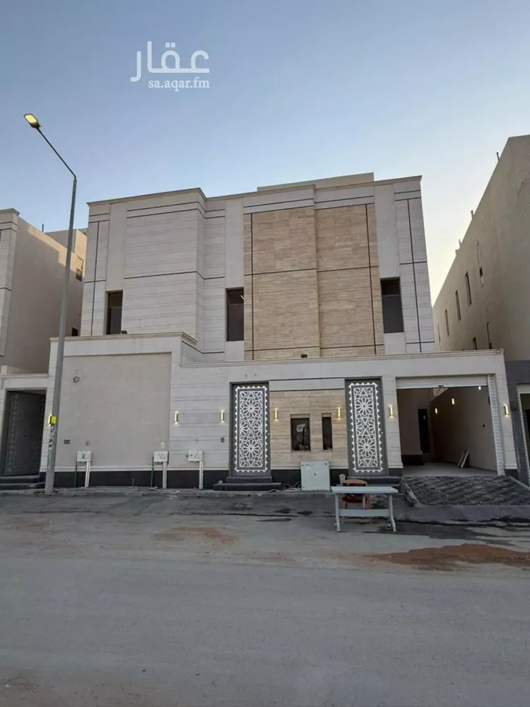 دور للبيع في شارع رقم 139, حي الجنادرية, مدينة الرياض, منطقة الرياض صورة 3