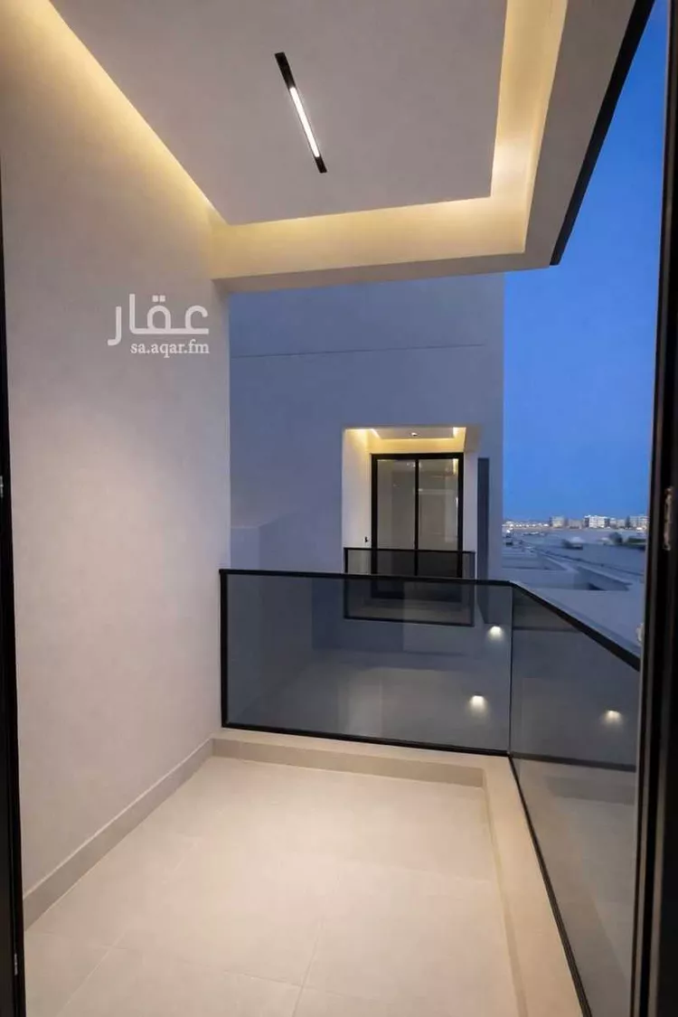 Floor for Sale in Riyadh Ash Sharq 6