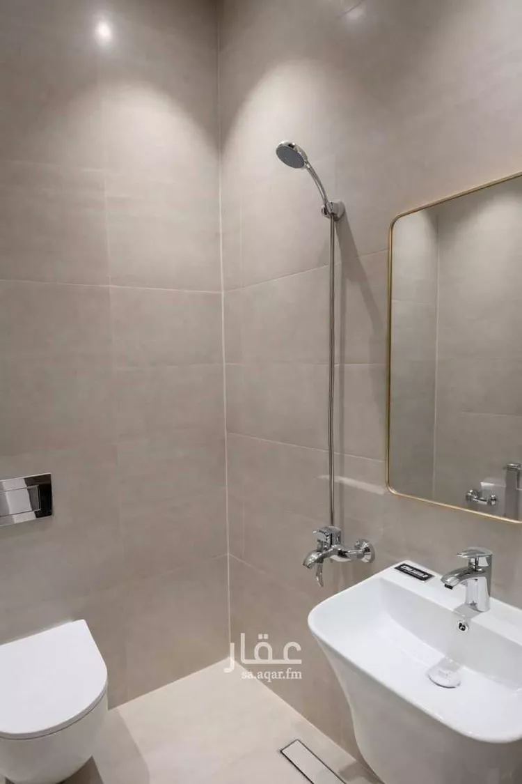 Floor for Sale in Riyadh Al Janadriyah صورة 5