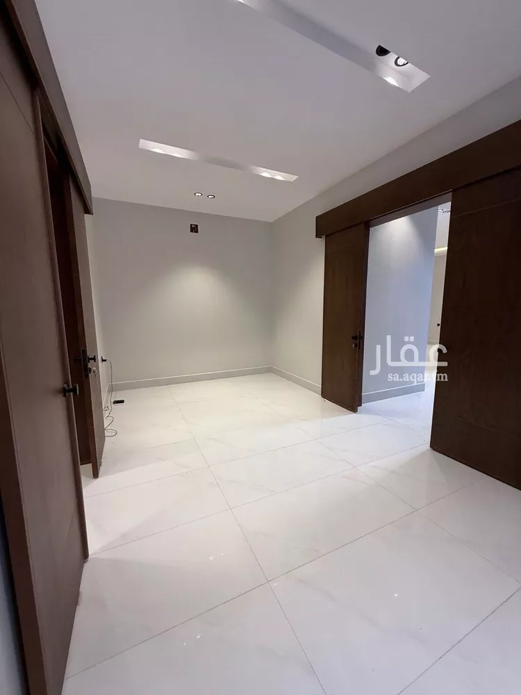 فيلا للبيع في شارع عفيف الدين القطان, حي الرمال, مدينة الرياض, منطقة الرياض صورة 3