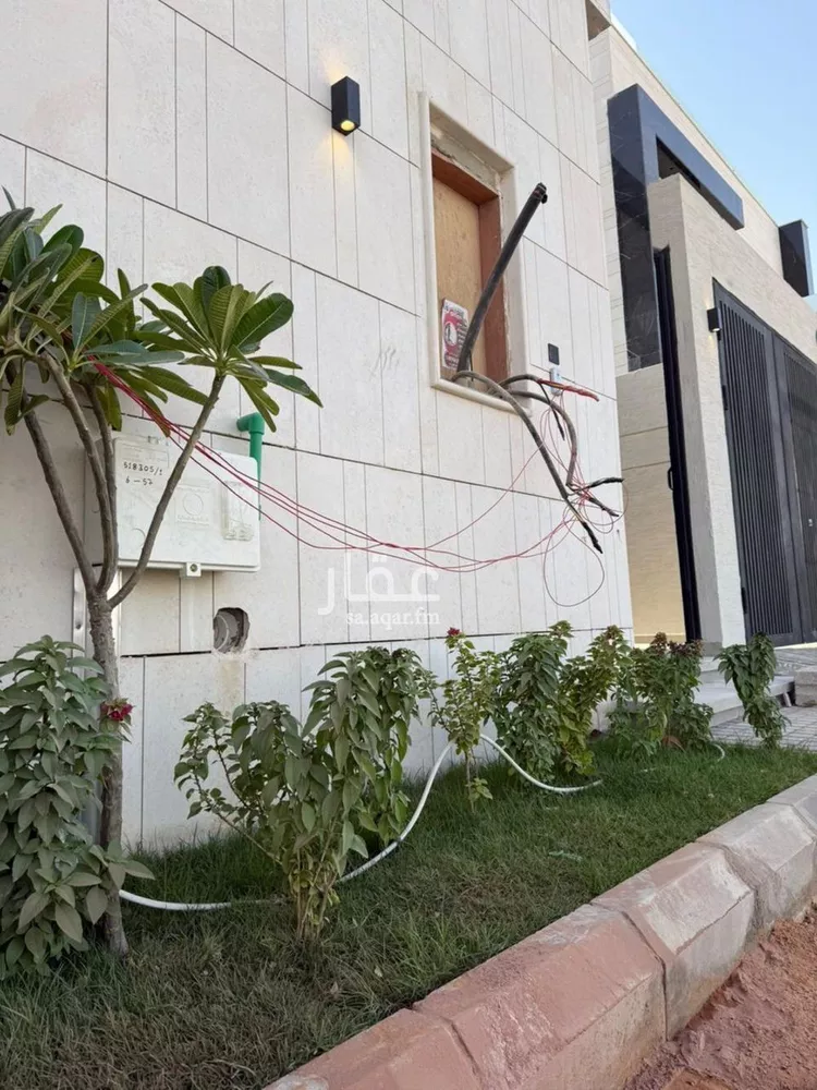 فيلا للبيع في شارع عبدالرحمن بن مرشد, حي الرمال, مدينة الرياض, منطقة الرياض 15