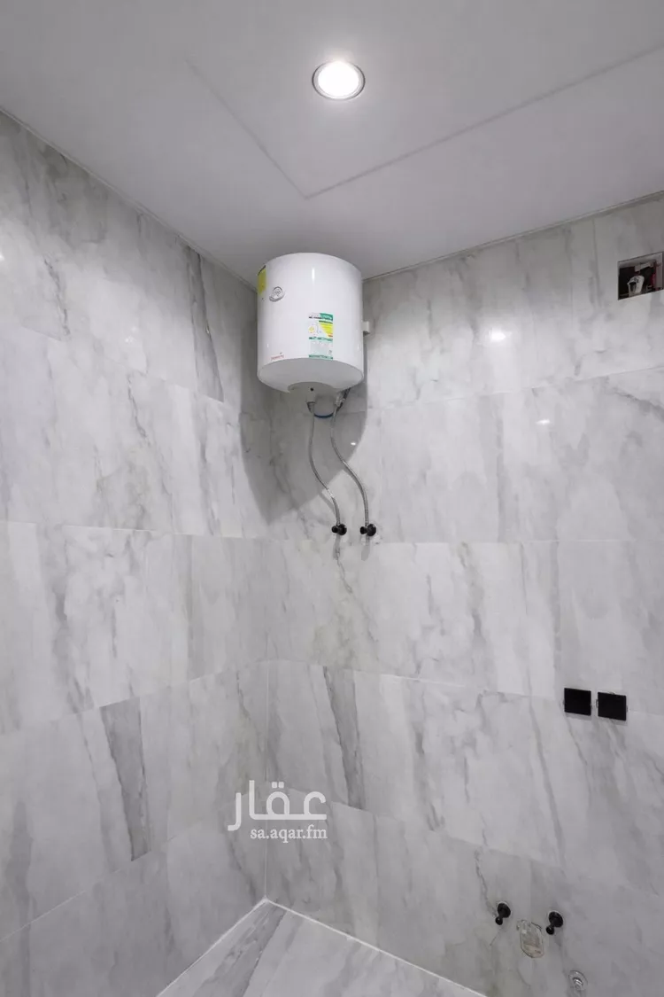 فيلا للبيع في شارع العويقليه, حي طيبة, مدينة الرياض, منطقة الرياض 14